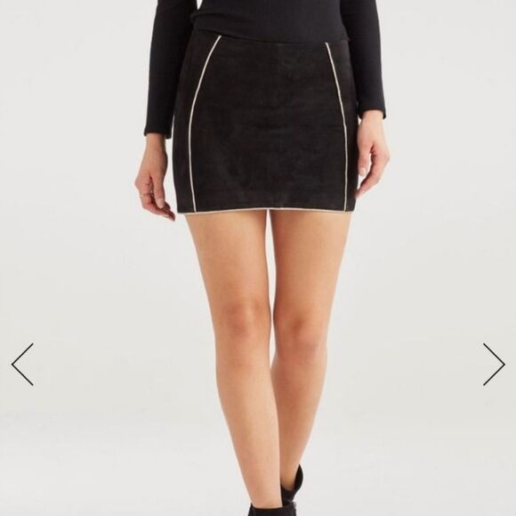 7 For All Mankind Suede Mini Skirt with Gold Piping in Jet Black size s NWT - Picture 7 of 9